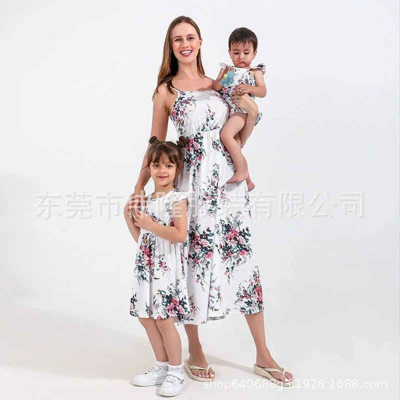 Family Matching Clothes Mother Daughter Dresses Baby Girl Mum Printed Dress Summer Sleeveless Loose Vacation Beach Frock