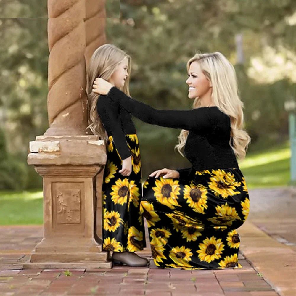 Fashion Mom and Daughter Dress Spring Summer Holiday Beach Dress Floral Patchwork Long Dress Baby Romper Mommy and Me Clothes